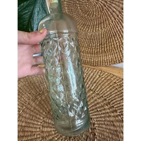Vintage Diamond Glass bottle with cork - Picture 6 of 8